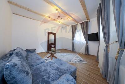 Casa cu 2 camere + curte 40 mp in zona Centrul Istoric - 4