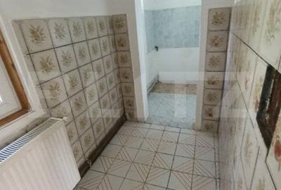 Casă cu 2 camere cu Teren 176 Mp în Central - 6