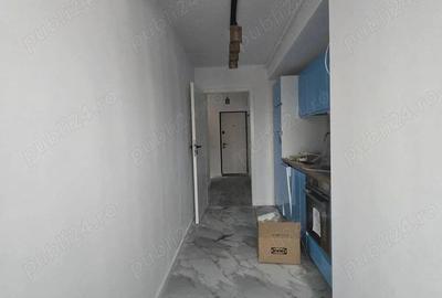 Apartament cu 3 camere decomandat în Seaca - 11