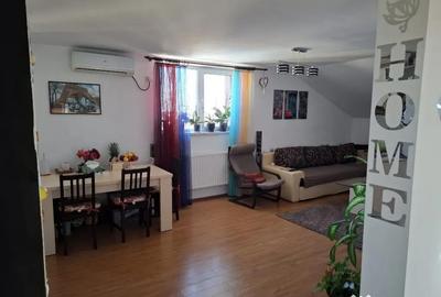 Apartament cu 3 camere decomandat în Roșu - 2