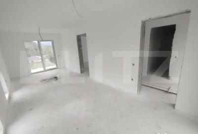 Casă cu 4 camere cu Teren 570 Mp în Jelna - 6