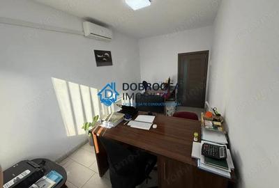 ZONA ROSA - 3 camere, 80 mp, ideal birouri, etaj 2, parcare privata - 5