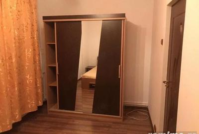 Garsonieră decomandată în Gara de Nord