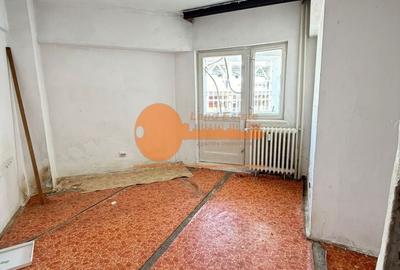 Apartament cu 3 camere decomandat în Crângași - 6