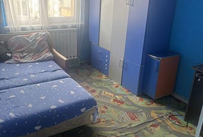 Apartament cu 3 camere decomandat în Nepos - 7