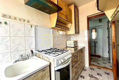 Apartament 2 camere, str. Milcov nr 122, etaj 3 - 9