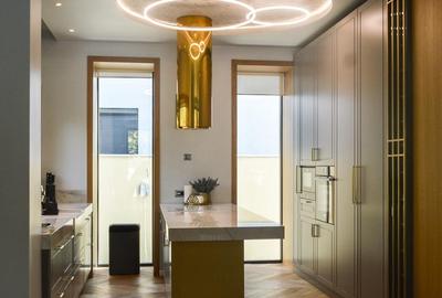 Casă individuală cu 5 camere cu Canalizare în Sisești - 34