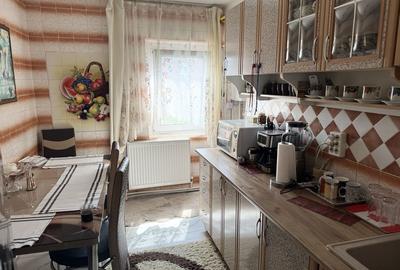 Apartament cu 3 camere decomandat în Central - 7