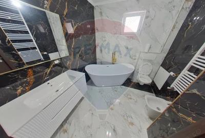 Casa cu 5 camere de vanzare, str. Bobalna, Sighetu Marma?iei Casa cu 5 camere de vanzare, str. Bobalna, Sighetu Marma?iei - 4