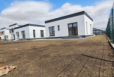 Casă individuală cu 4 camere cu Teren 409 Mp în Berceni - 11