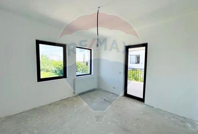 Duplex cu 4 camere cu Teren 268 Mp în Cocani - 10