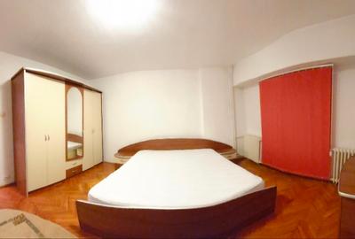 UNIRII CENTRAL, 4 camere-decomandat- Bloc MONOLIT - PROPRIETAR - 5