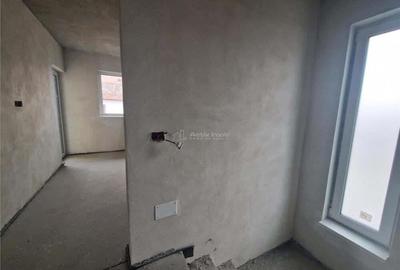 Casa P+E , teren 276 mp, parte dintr-un triplex - Statia de Salvare - 3