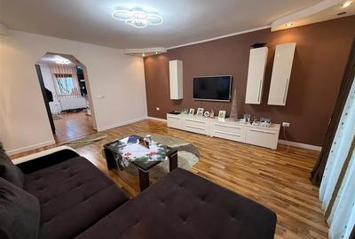 Casa individuala 5 camere 2 bai zona Terezian - 8