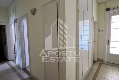 Apartament 4 camere cu poziție ultracentrala - 14