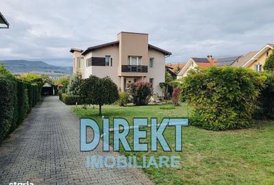 Casă cu 4 camere în Central