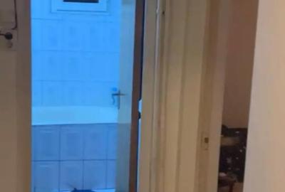 Garsonieră decomandată în 1 Mai - 2