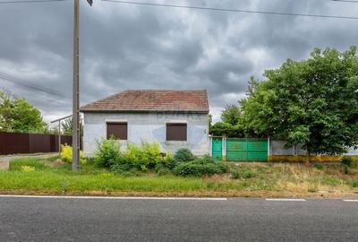 Casa cu 3 camere de vanzare