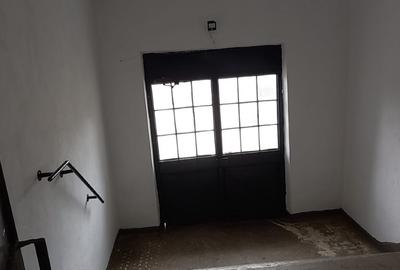 Apartament cu 3 camere decomandat în Central - 1