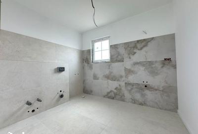 Casă cu 5 camere cu Teren 334 Mp în Central - 4