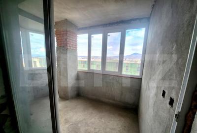 Apartament cu 3 camere semidecomandat în Cugir - 4