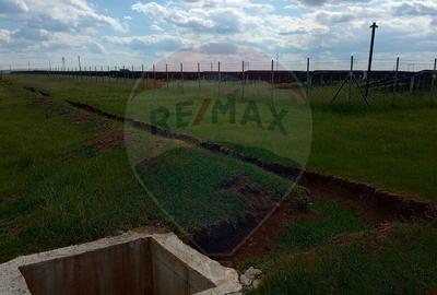 Teren de 11000 mp, în Periferie