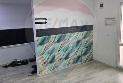 Spațiu comercial, de 22 mp, în Central - 3