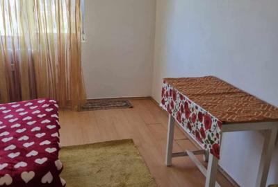 Garsoniera Zona far 22 mp  et 3/4 - 4