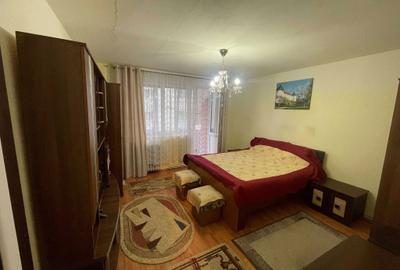 Apartament cu 3 camere decomandat în Central - 3