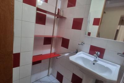 Apartament cu 3 camere semidecomandat, mobilat în Titan - 4
