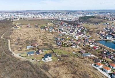 Teren de 1424 mp, în Hlincea - 1