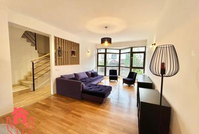 SISESTI-Vila triplex, 172 mp utili, curte libera 150 mp, 2 locuri parcare! - 2