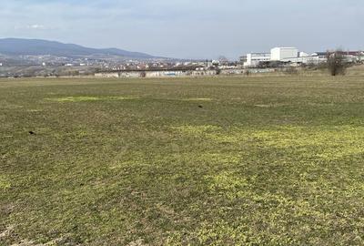 Teren de 6920 mp, în Exterior Vest - 4