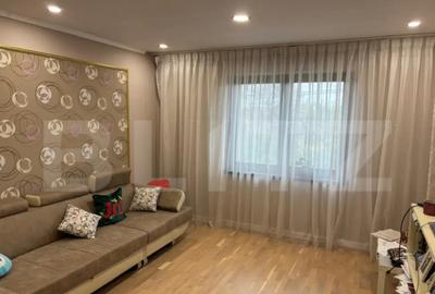 Apartament cu 3 camere decomandat în Lunei - 1