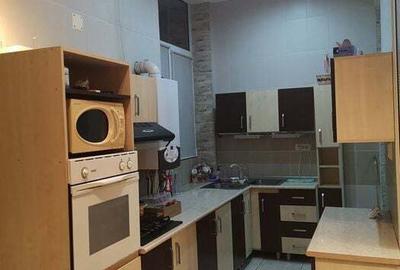 Apartament cu 2 camere decomandat în Alexandriei - 2