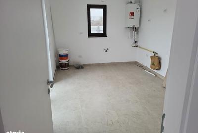Casă cu 3 camere cu Teren 450 Mp în Central - 14