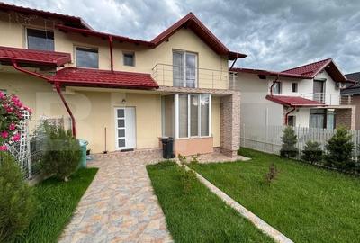 Casa de vanzare, cu 4 camere, 145mp, zona Priseaca