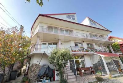 Casă cu 13 camere cu Teren 1000 Mp în Central - 2