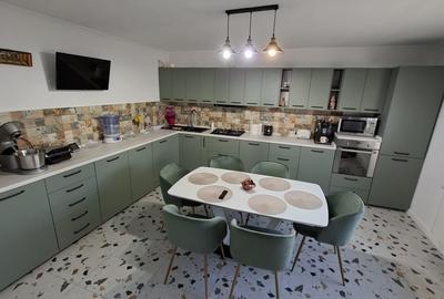 Casă individuală cu 6 camere cu Canalizare în Eforie Nord - 14