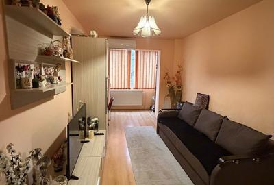 Apartament cu 3 camere semidecomandat în Șagului - 2