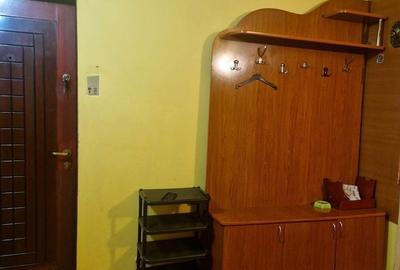 Apartament cu 3 camere decomandat în Roșia - 4