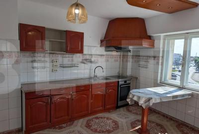 Apartament cu 4 camere decomandat în Banu Mărăcine - 5