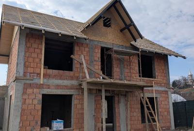 Casă individuală cu 4 camere cu Teren 500 Mp în Măgura - 1