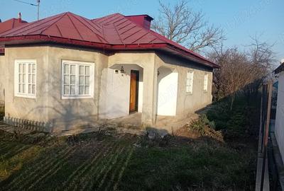 Casă cu Teren 922 Mp în Plosca - 8