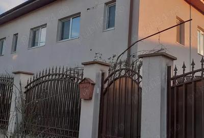 Chitila casa cu 3 camere, 2 bai, p+e+pod, langa parc - 2