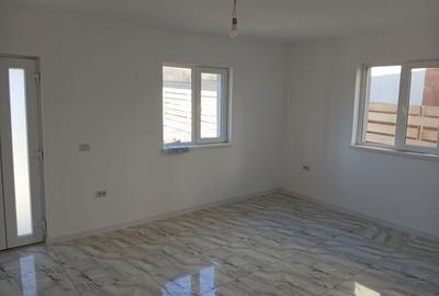 Casă cu 4 camere în Tomești - 8