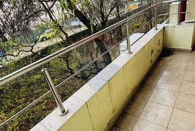 Apartament spatios de vanzare 2 camere EROILOR . VOLUNTARI A3 - 25