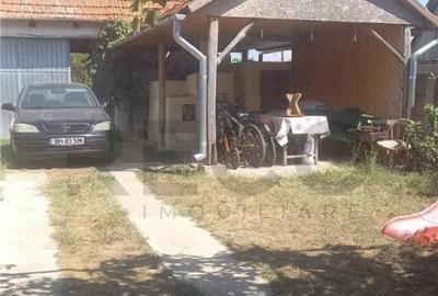 Reco Casa cu teren in Cociuba Mare - 1