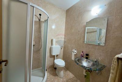 Casă cu 8 camere cu Teren 506 Mp în Sânmartin - 31