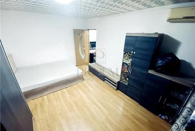 Blascovici, 1 cam, centrala proprie, renovat, DECOMANDAT